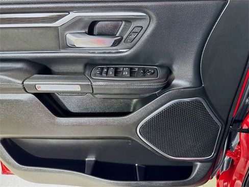 Used 2024 RAM 1500 Laramie image 16