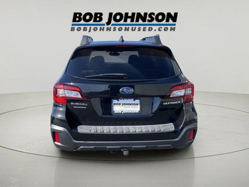 Used 2019 Subaru Outback 2.5i Premium AWD/4WD image 4