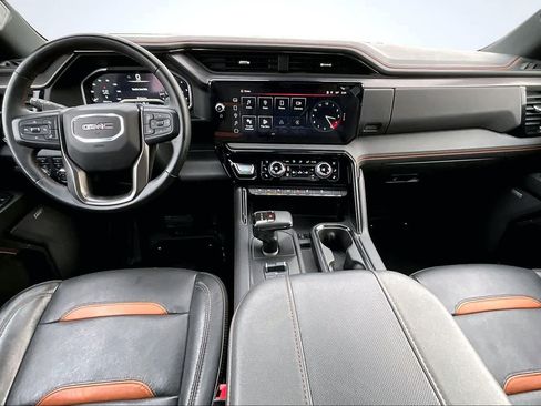 Used 2023 GMC Sierra 1500 AT4 w/ AT4 Preferred Package AWD/4WD image 10