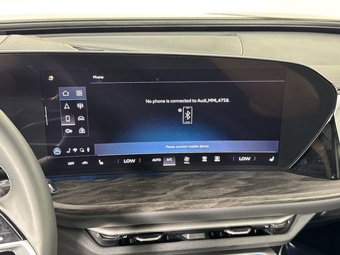 Used 2025 Audi Q5 Premium Plus w/ Premium Plus image 15