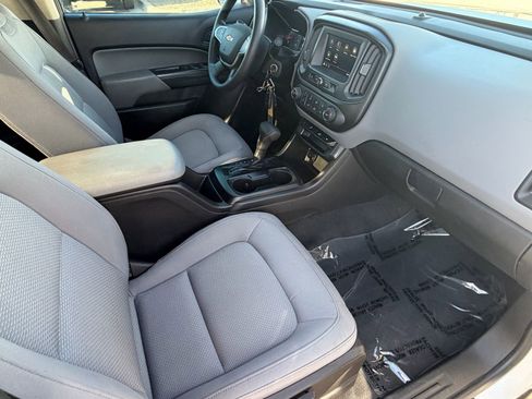Used 2021 Chevrolet Colorado W/T w/ WT Convenience Package AWD/4WD image 29