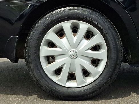 Used 2015 Nissan Versa S Plus image 8