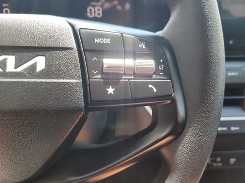 Used 2025 Kia K4 FWD image 27