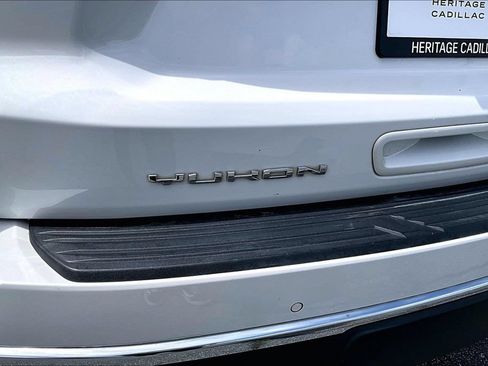 Used 2021 GMC Yukon Denali RWD image 24