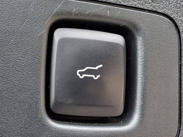 Used 2021 Lincoln Corsair AWD w/ Premium Package image 31