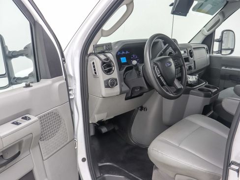 Used 2023 Ford E-350 and Econoline 350 Super Duty w/ Power Windows & Locks Group RWD image 18