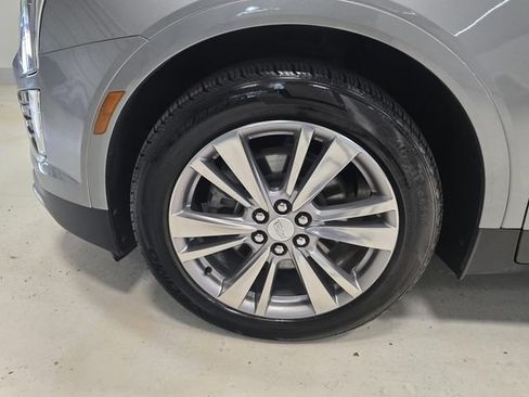 Used 2024 Cadillac XT5 Premium Luxury AWD/4WD image 12