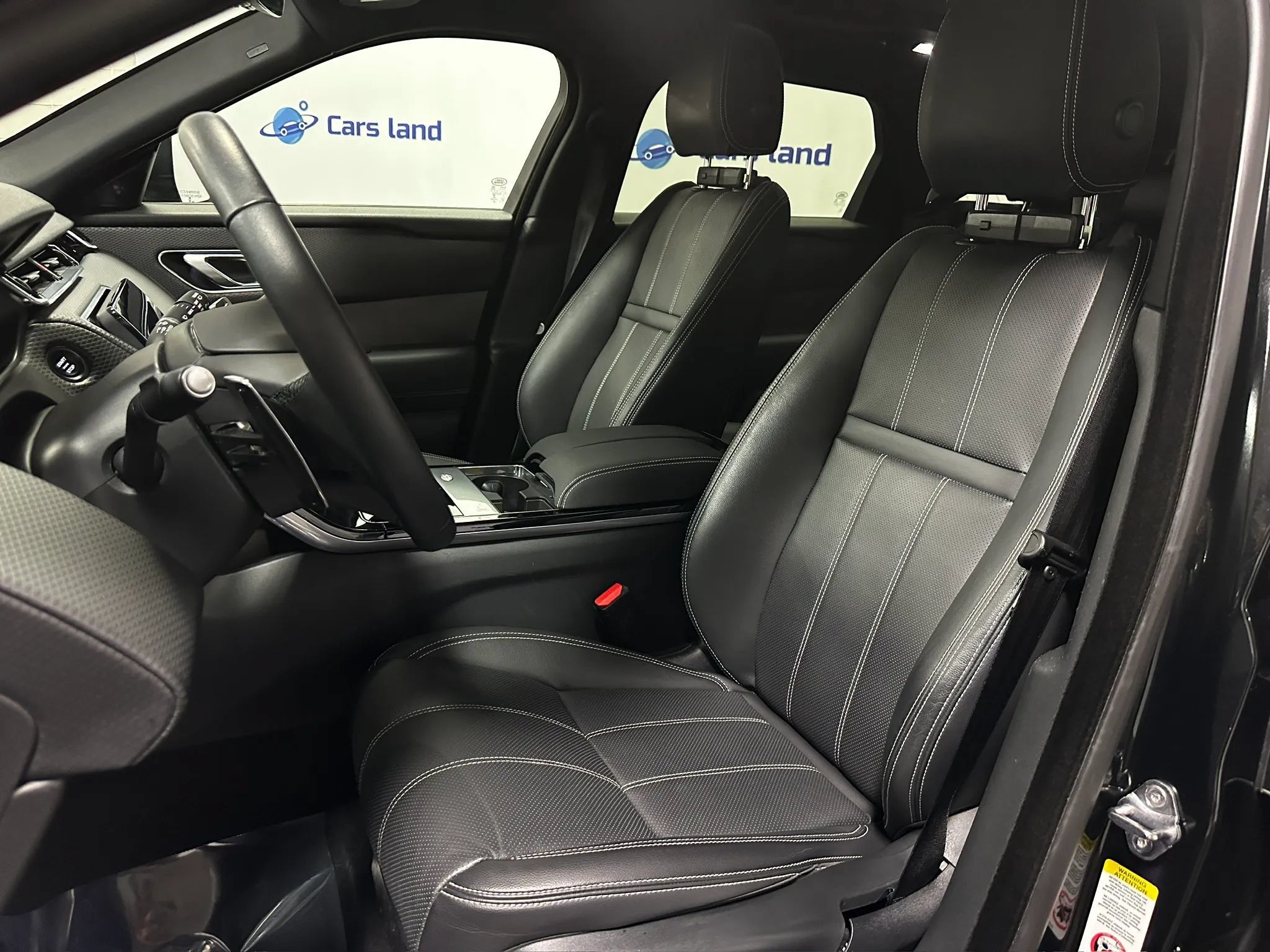 Used 2023 Land Rover Range Rover Velar S AWD/4WD image 11