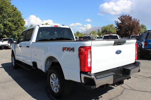 Used 2024 Ford F350 XLT w/ FX4 Off-Road Package AWD/4WD image 5
