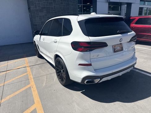 Used 2024 BMW X5 sDrive40i w/ M Sport Package image 10