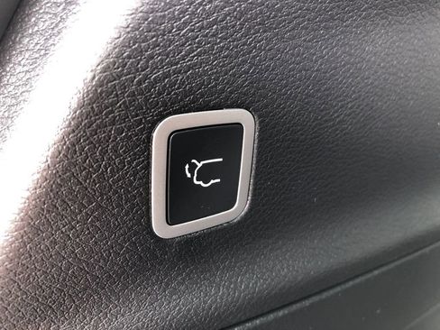 New 2026 Chrysler Pacifica Select image 18