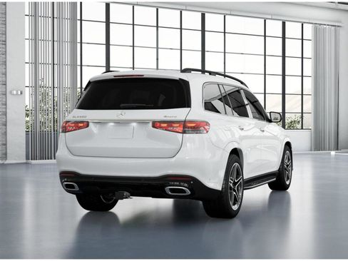 New 2026 Mercedes-Benz GLS 450 4MATIC image 23