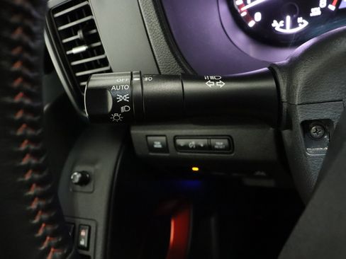 Used 2023 Nissan Frontier PRO-4X w/ Pro-4X Premium Package AWD/4WD image 28