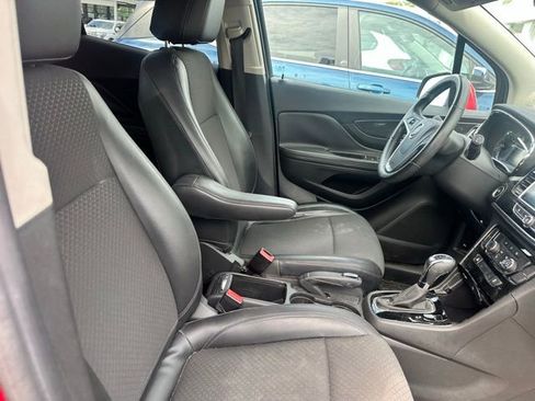 Used 2019 Buick Encore Preferred w/ Safety Package FWD image 10