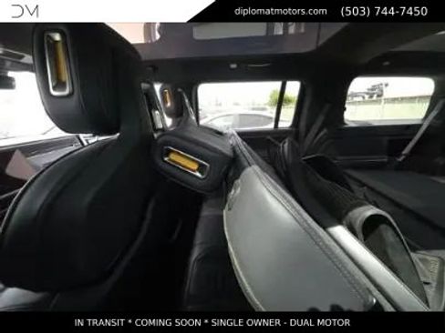 Used 2025 Rivian R1S Adventure AWD/4WD image 11