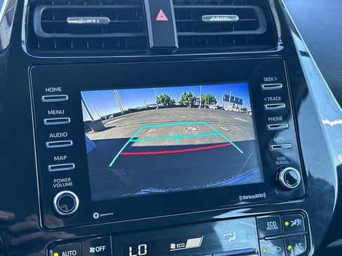 Used 2022 Toyota Prius L Eco image 16