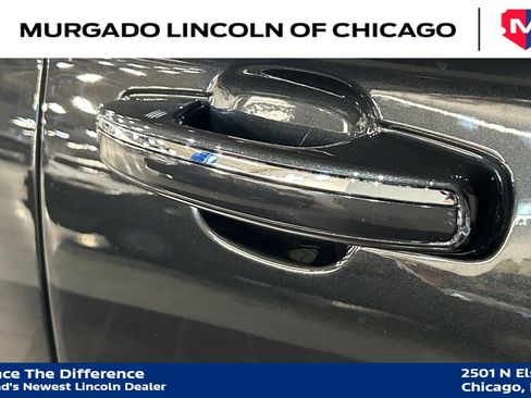 Used 2023 Lincoln Navigator Reserve AWD/4WD image 13