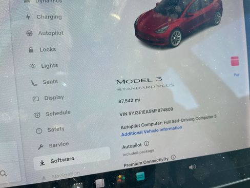 Used 2021 Tesla Model 3 Standard Range Plus image 6