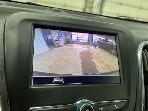 Certified 2023 Chevrolet Equinox LT AWD/4WD image 17