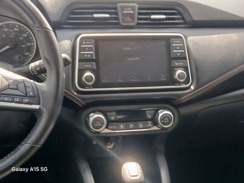 Used 2020 Nissan Versa SR w/ Convenience Package FWD image 25