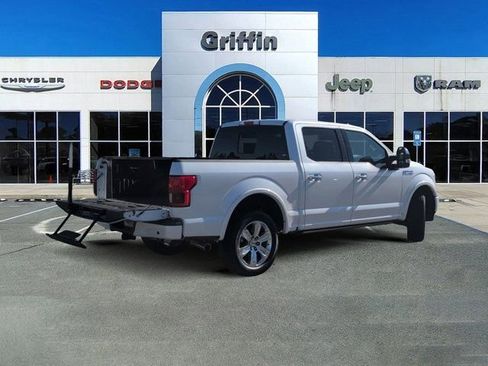 Used 2018 Ford F150 Platinum w/ Equipment Group 701A Luxury image 4