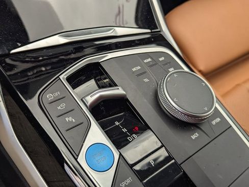 Certified 2023 BMW i4 eDrive35 w/ Premium Package image 5