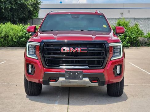 Used 2024 GMC Yukon XL AT4 w/ Technology Package AWD/4WD image 2
