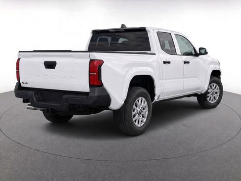Used 2024 Toyota Tacoma SR AWD/4WD image 4