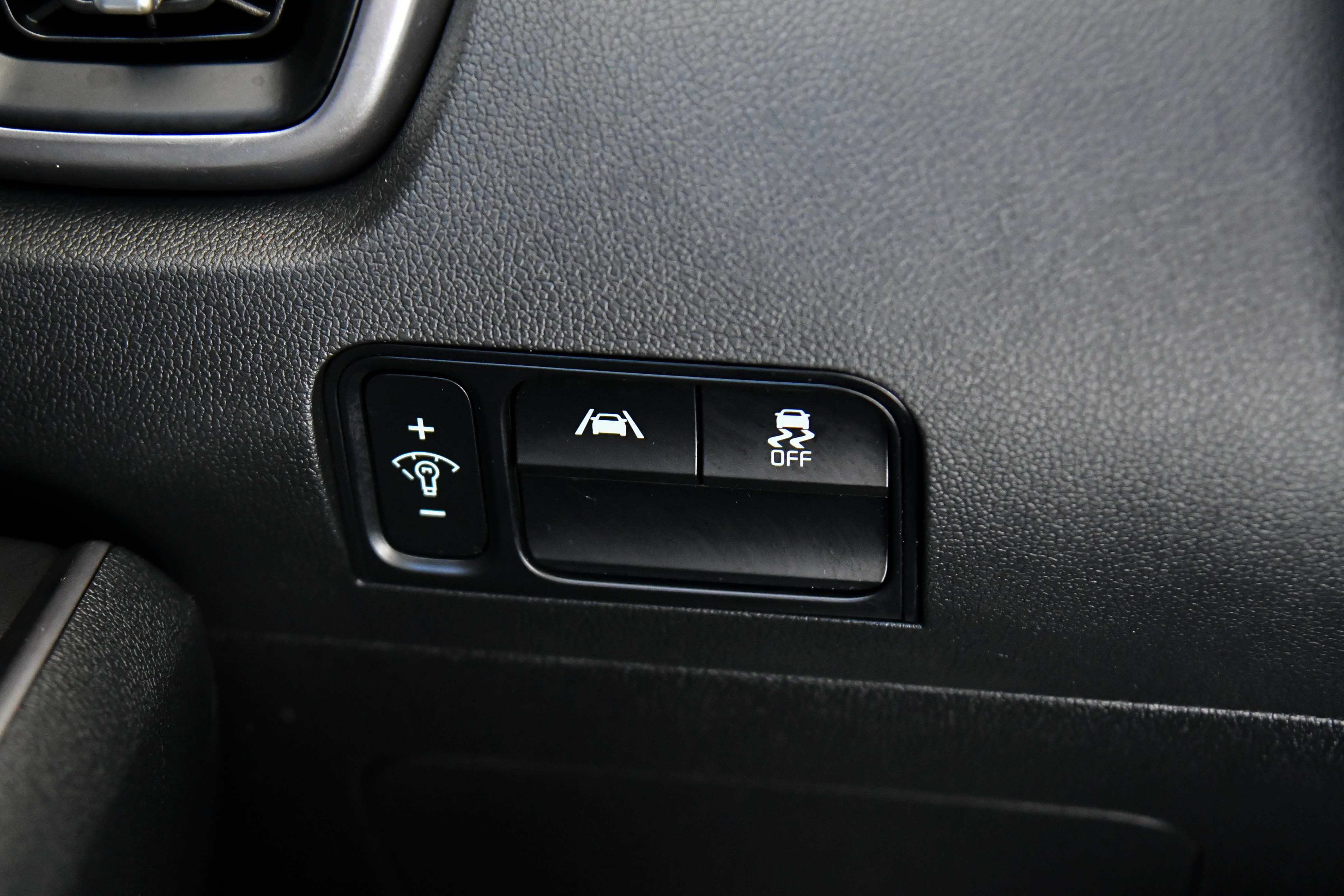 Used 2022 Kia Sorento S w/ Panoramic Sunroof Package FWD image 34