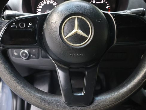 Used 2019 Mercedes-Benz Sprinter 170 image 16