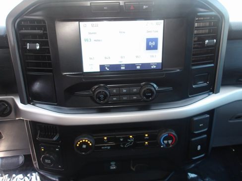 Used 2023 Ford F150 XLT image 14