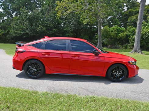Used 2025 Honda Civic Sport image 5