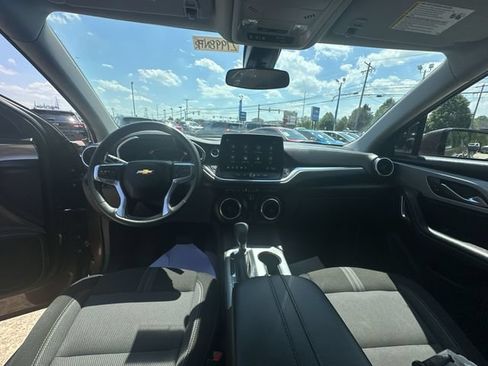 Used 2023 Chevrolet Blazer LT AWD/4WD image 20