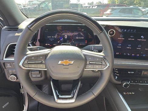 New 2026 Chevrolet Suburban High Country AWD/4WD image 22