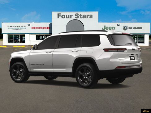 New 2025 Jeep Grand Cherokee L Limited w/ Black Appearance Package image 4