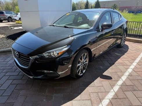 Used 2018 MAZDA MAZDA3 Touring image 6