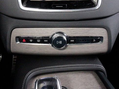 Used 2023 Volvo XC90 T8 Ultimate w/ Protection Package Premier image 10
