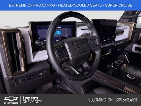 Used 2024 GMC Hummer EV 2X w/ Extreme Off-Road Package image 9