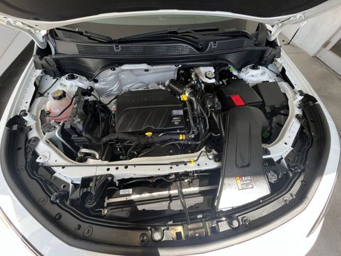 Used 2025 Buick Envista Sport Touring image 31