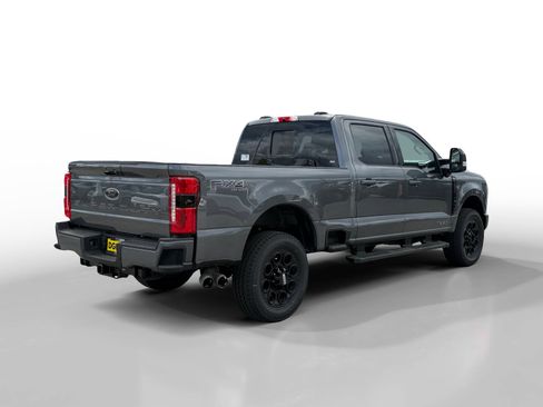 New 2026 Ford F250 Lariat w/ Black Appearance Package image 5