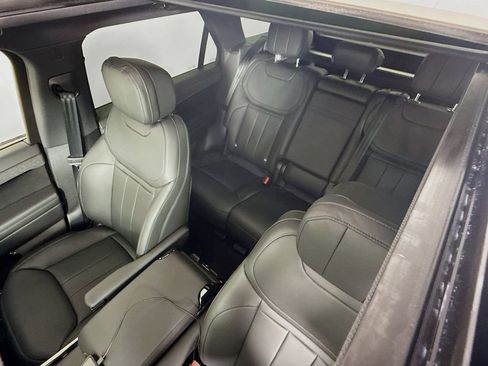 Certified 2025 Land Rover Range Rover Sport Dynamic SE AWD/4WD image 14