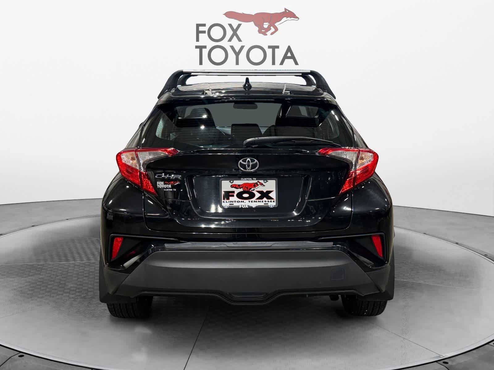 Used 2021 Toyota C-HR XLE FWD image 5