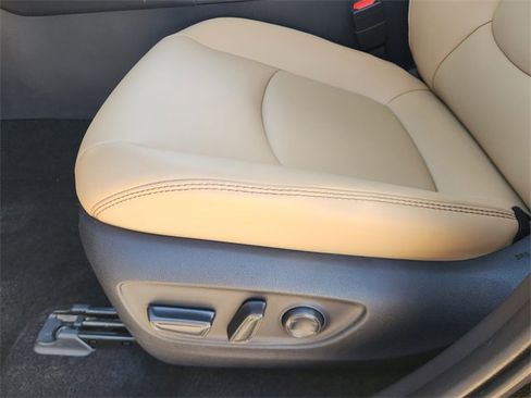 New 2025 Toyota RAV4 XLE Premium image 18