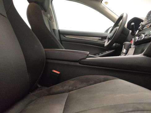 Used 2019 Honda Accord LX image 21
