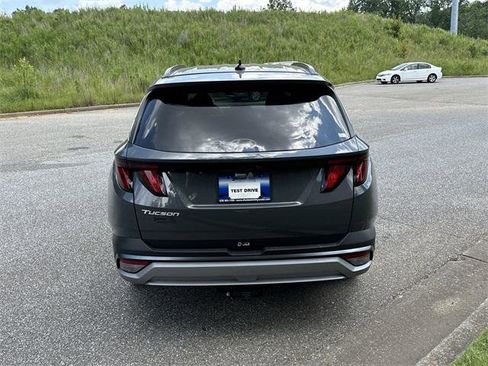 New 2025 Hyundai Tucson SEL image 6