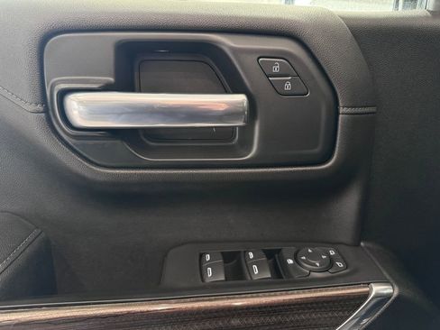 Used 2020 Chevrolet Silverado 1500 RST image 25