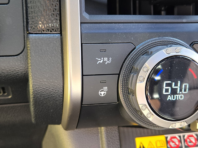 Used 2025 Toyota 4Runner Limited w/ Tow Technology Package AWD/4WD image 17