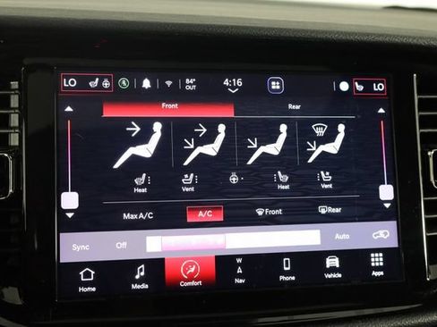 Used 2024 Dodge Durango GT AWD/4WD image 34