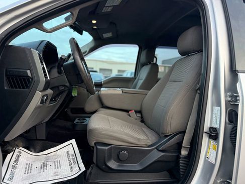 Used 2017 Ford F150 XLT image 12