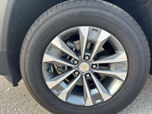 Used 2026 Chevrolet Equinox LT FWD image 30